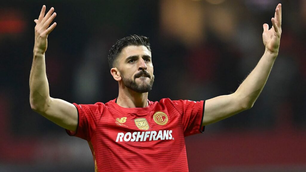 Paulinho se fue lesionado y se perdió el tiempo extra de la final