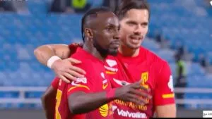 Julián Quiñones brilla y anota en el triunfo ante Al Shabab