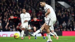 El técnico del Fulham llena de elogios a Raúl Jiménez