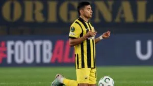 ¡Remontada milagrosa! AEK Atenas marca dos goles en el descuento y clasifican en el Top 8