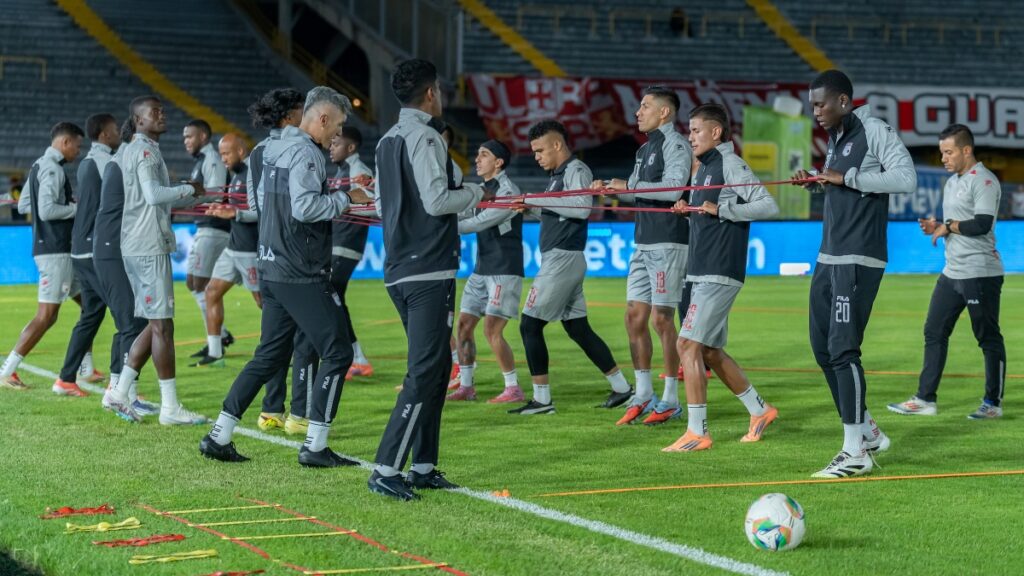 Independiente Santa Fe ya va organizando su nómina de cara al 2026.