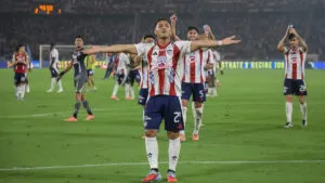 Junior y un escenario perfecto para ser finalista