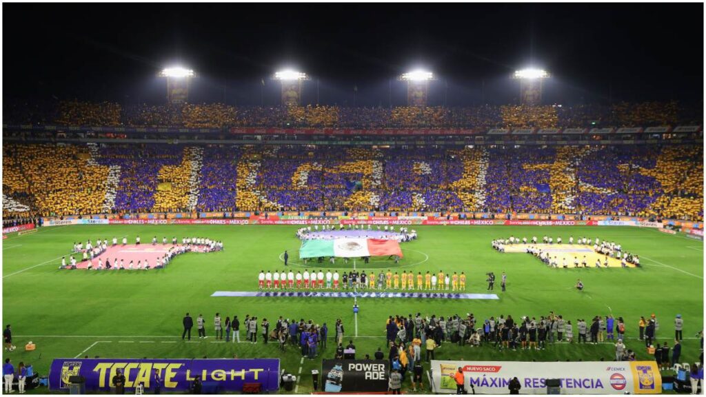 Espectacular mosaico de la afición de Tigres. Imago 7
