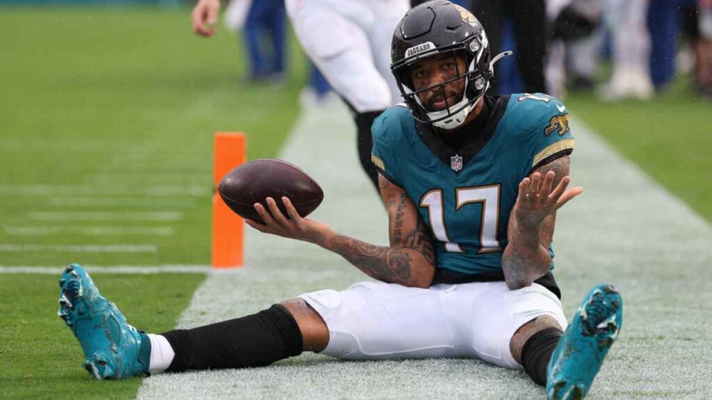 NFL Picks 2025 Jaguars vs Colts 