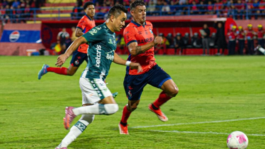 Antigua vs Municipal.