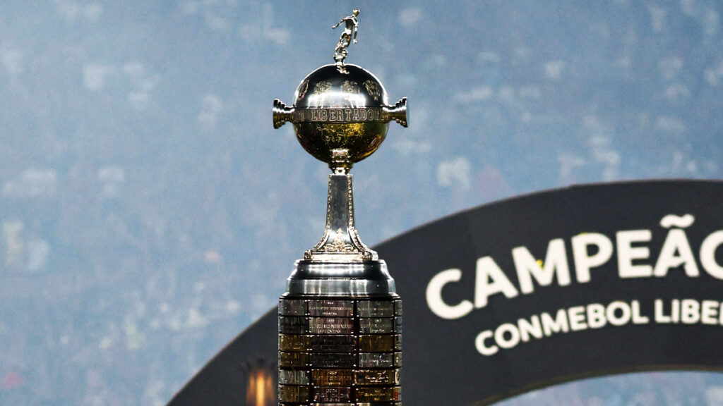 Trofeo de la Copa Libertadores. - Sebastián Castañeda, Reuters.