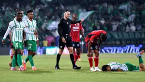 Atlético Nacional está en problemas: tres futbolistas fueron expulsados por la pelea contra Independiente Medellín