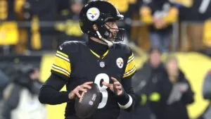 ¿Aaron Rodgers se queda en Pittsburgh tras la salida de Mike Tomlin? Esto dice el dueño de Steelers