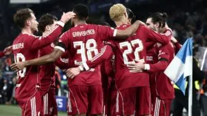 El Liverpool silencia el Vélodrome y acaricia los octavos de final