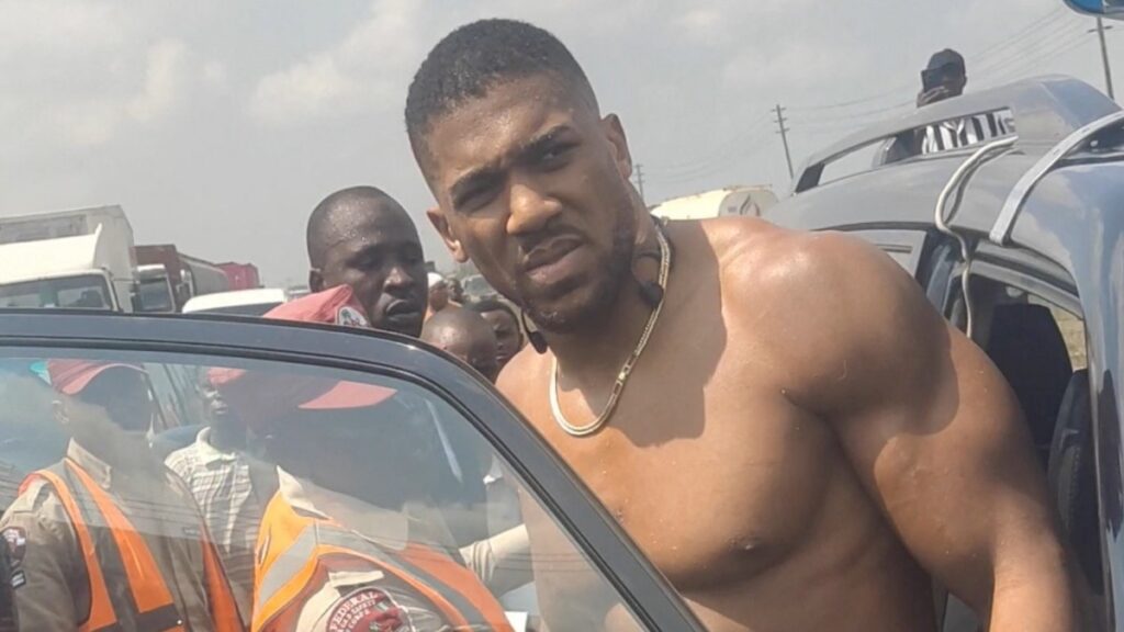 Anthony Joshua es dado de alta tras en accidente | Reuters