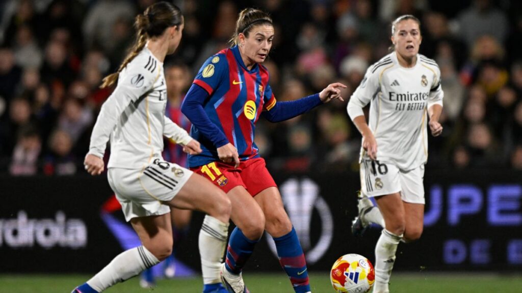 El Barcelona Femenil se proclamó campeón de la Supercopa tras imponerse al Real Madrid en un duelo intenso