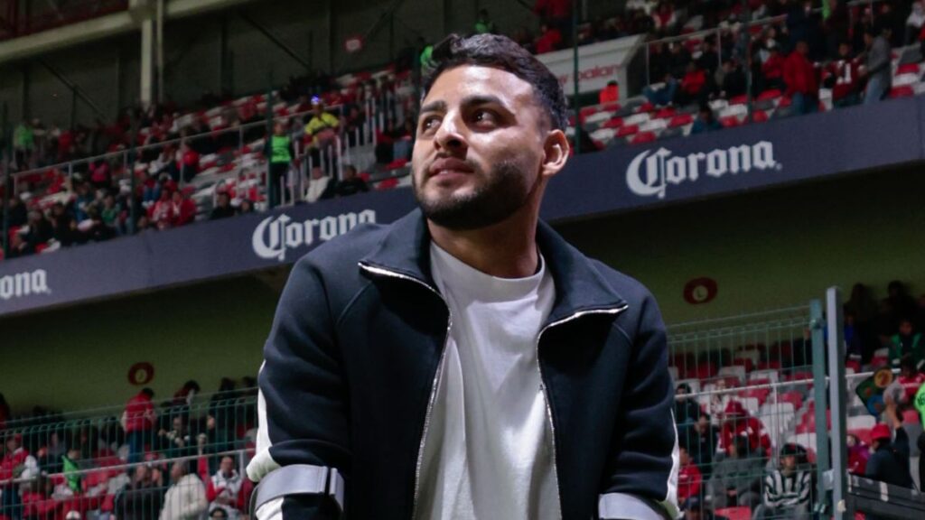 Alexis Vega señala que se hubiese quedado en Chivas incluso con menos sueldo