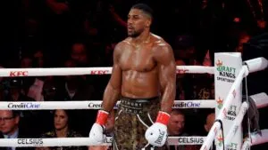Anthony Joshua analiza dejar el boxeo tras accidente que marcó su vida
