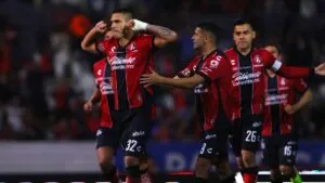 Diego Cocca y el Atlas se imponen al Puebla y mantienen hegemonía