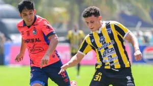 Aurora y Municipal repartieron puntos en un intenso empate