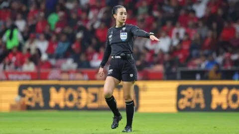 ¡Histórico! Árbitras mexicanas dirigirán la final de la Supercopa Femenil de la FIFA