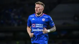 Mateusz Bogusz reporta con Cruz Azul... aunque su futuro es incierto