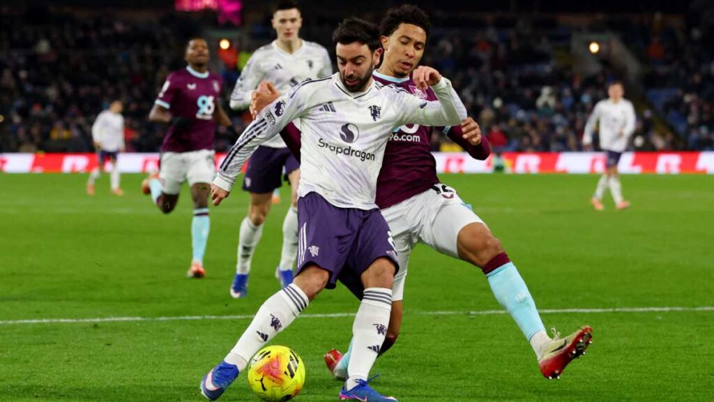 Manchester United empata con el Burnley