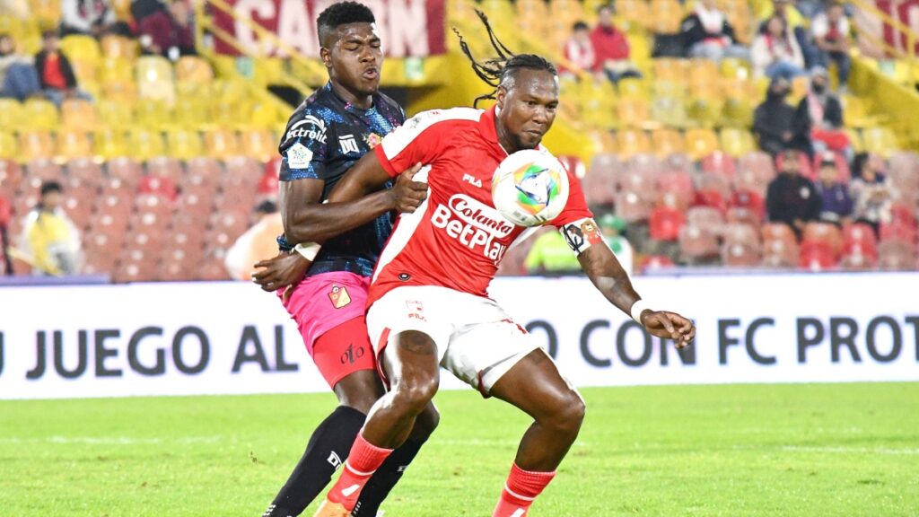 Santa Fe vs Pereira en Bogotá. Fecha 3. Vizzor