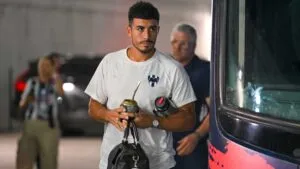 Corcho Rodríguez asegura que Rayados extraña a Sergio Ramos: "Duele que se vaya una figura así"