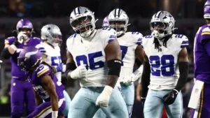 Dallas vuelve a mover su defensiva y le da las gracias a Matt Eberflus