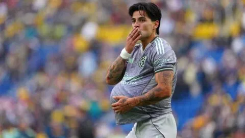 Se acaba la sequía: América anota, gana y Dávila rompe su racha con gol