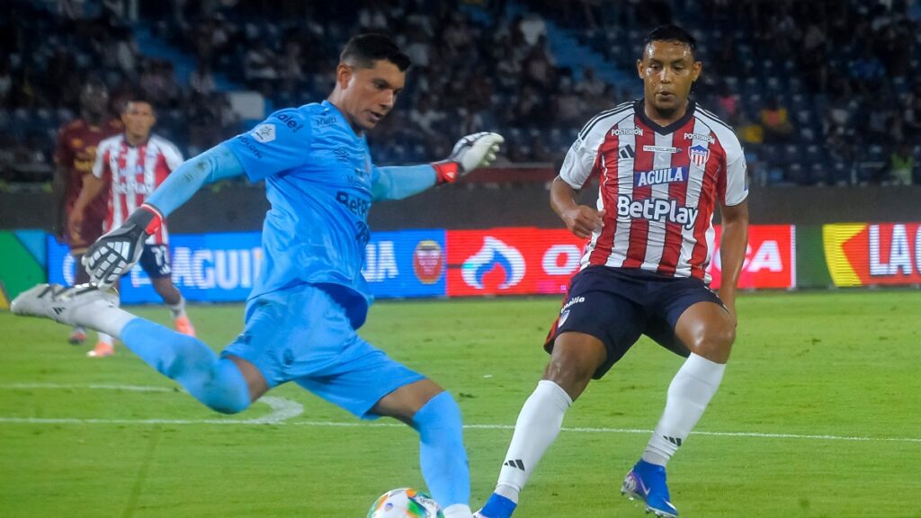 Debut de Luis Fernando Muriel con Junior. Vizzor