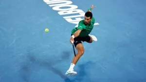 Djokovic suma su victoria 100 en el Australian Open