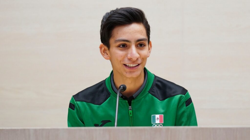 Donovan Carrillo | Imago 7