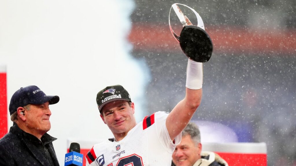 Drake Maye gana su primer título de la AFC