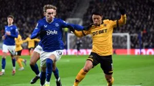 Los Wolves 'toman del pelo' al Everton y arañan un empate fuera de casa