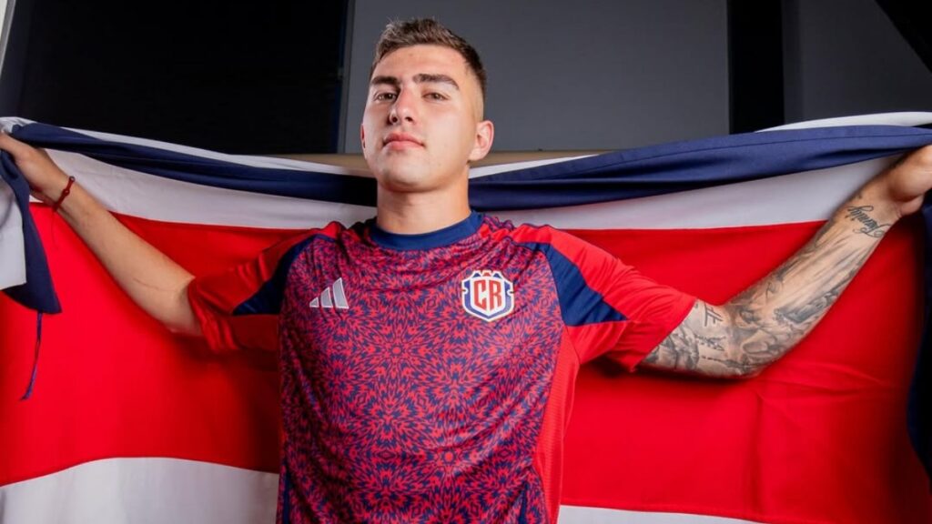 Fernán Faerron tiene el pase en su poder | @ferfaerron_