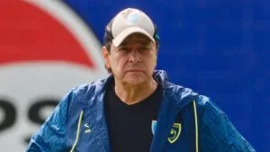 Tena se sincera sobre su reducción salarial y los nuevos objetivos con Guatemala