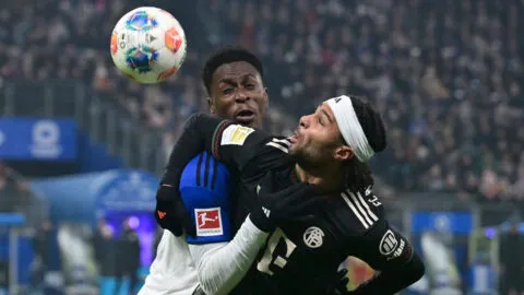 Bayern arrastra el alma en su visita al Hamburgo