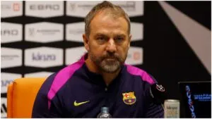 Hansi Flick mantiene su paso perfecto en finales