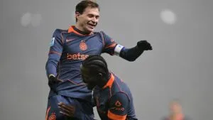 Inter continúa imparable con triunfo ante Parma y es más líder que nunca en la Serie A