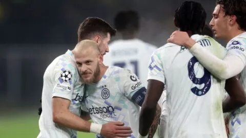 El Inter derrota al Dortmund, pero no alcanza la clasificación directa a octavos