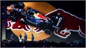 Red Bull prueba el R22 en Montmeló y ya inquieta al paddock de la Fórmula 1