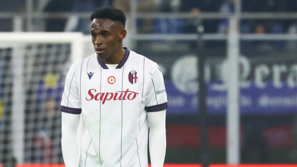 Jhon Lucumí espera tener un rendimiento mucho mejor con el Bologna ante Atalanta.