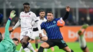 Jhon Lucumí, presente en la terrible noche de Bologna ante Inter