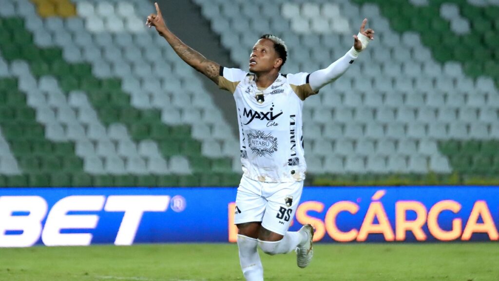 Jhon Vásquez anotó el segundo y último gol de Llaneros en la victoria ante Deportivo Pereira