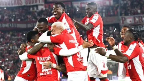 Santa Fe sacude el mercado de fichajes con una llegada y una salida