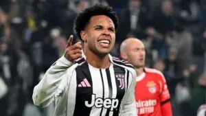 Juventus asegura el pase a los Playoffs y sueña con los octavos de final tras vencer al Benfica