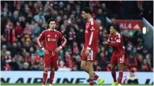 Liverpool no pasa del empate ante Burnley, penúltimo de la Premier League