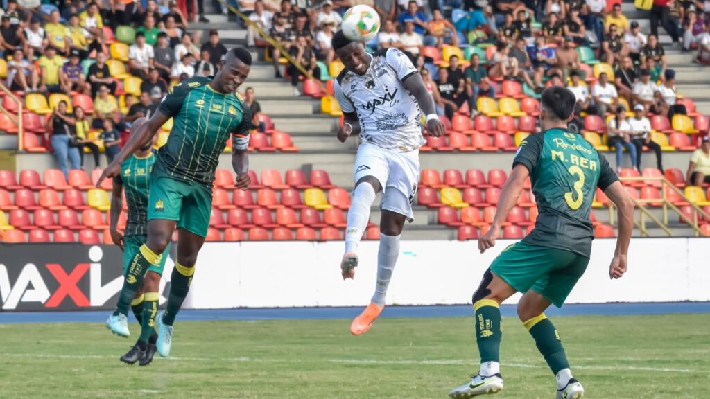 Llaneros y Atlético Bucaramanga empataron a un gol en Villavicencio
