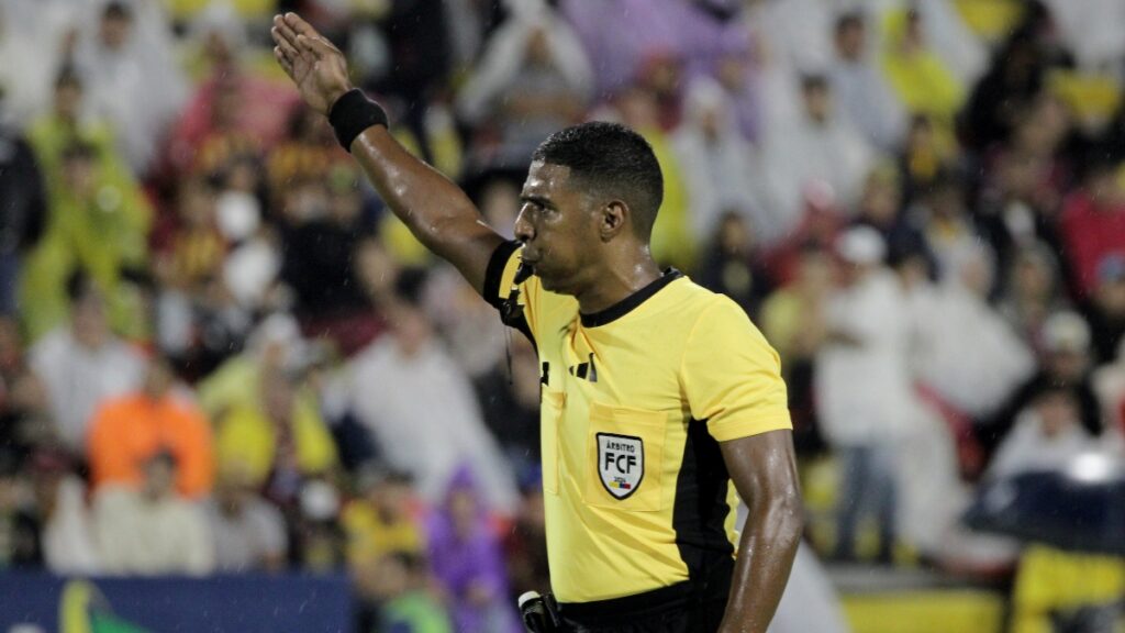 Luis Delgado Arbitro