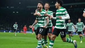 Luis Suárez fulmina al PSG con un doblete