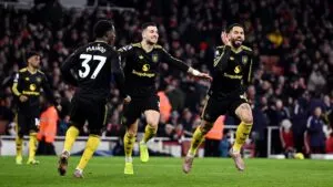 ¡In extremis! Manchester United derrota al Arsenal en un partidazo en la Premier League