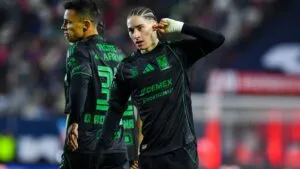 Marcelo Flores abre el torneo con doblete y Tigres saca tres puntos de San Luis