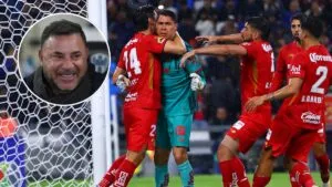 Mohamed destaca a Hugo González tras penal atajado a Sergio Canales